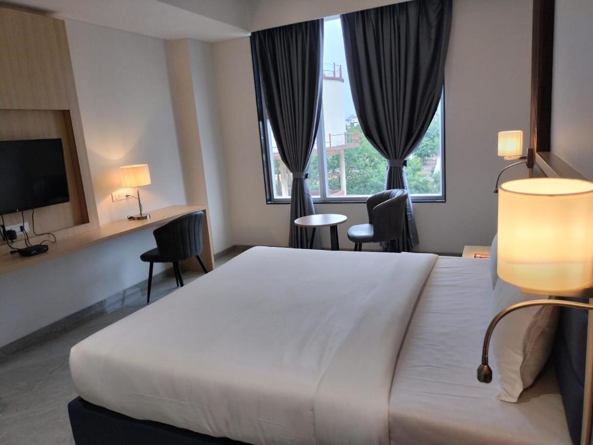 Marigold Suites Wagholi